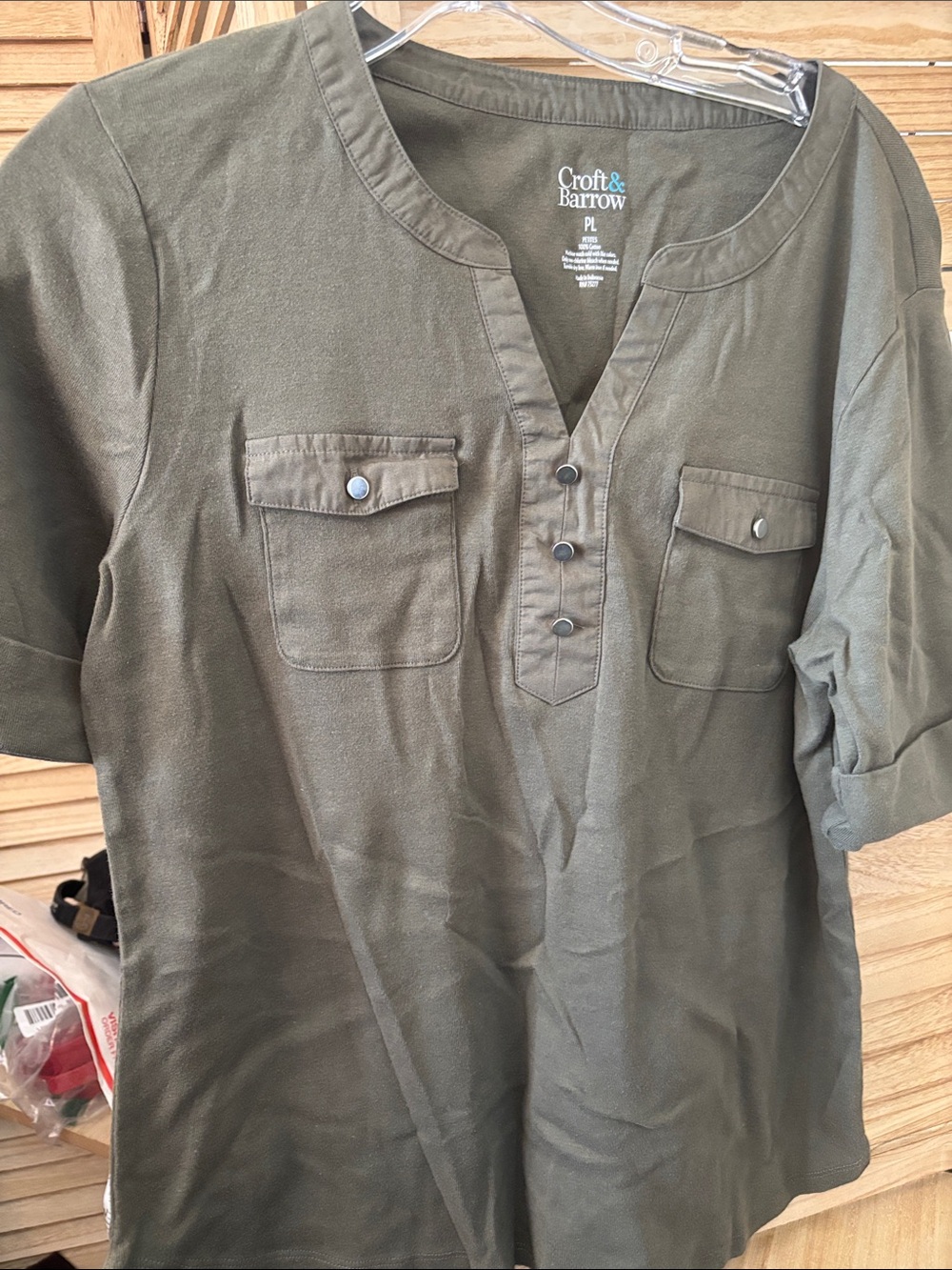 croft & barrow olive green short sleeve henley pocket shirt Petite Large